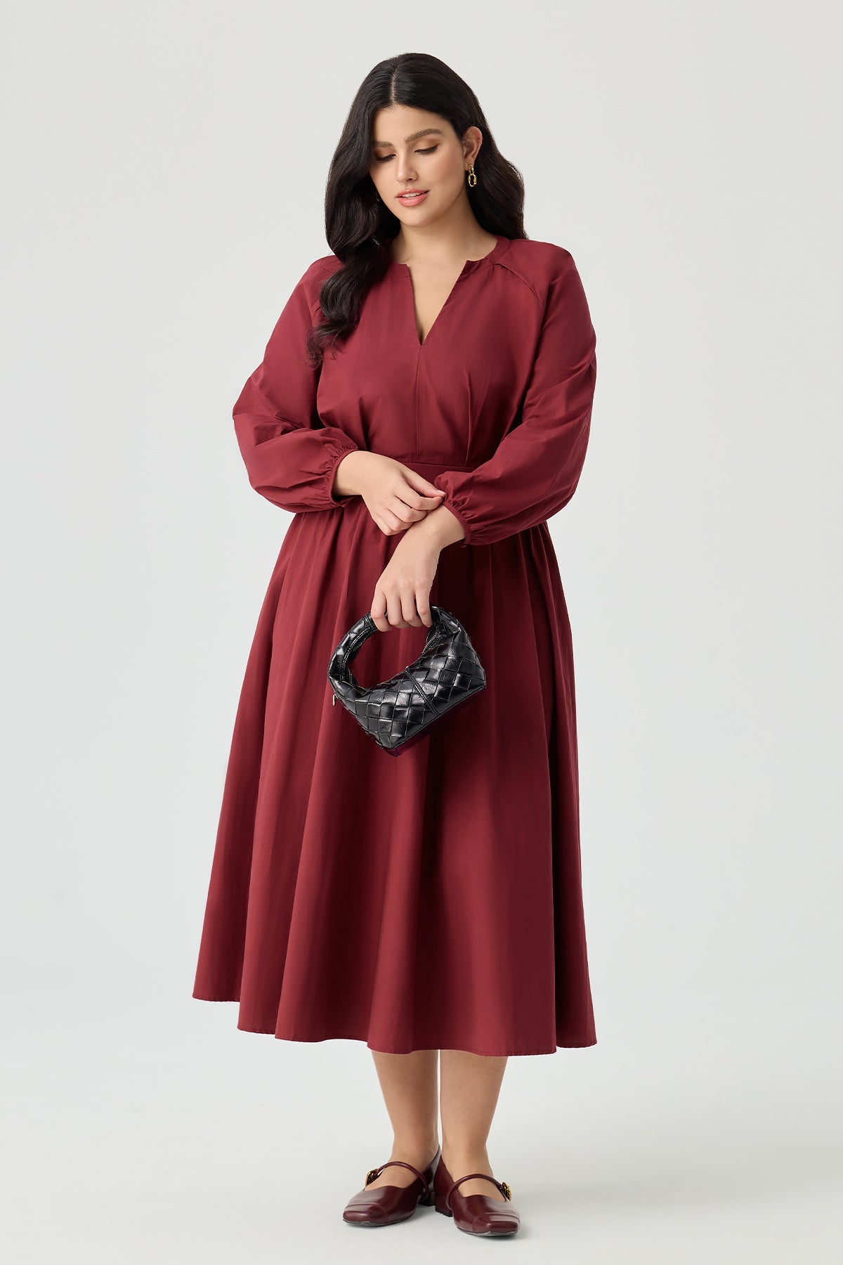 Ritera Pockets V-Neck Pleated Midi Dress with Back Tie
