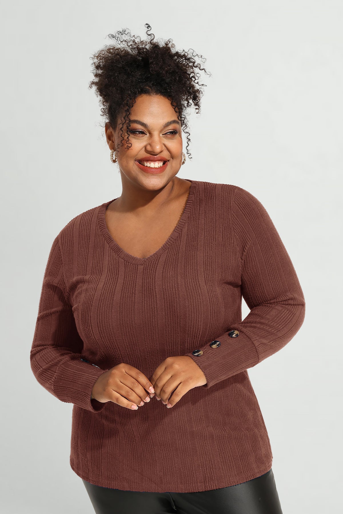 Plain Triple Button U-neckline Long Sleeve T-Shirt