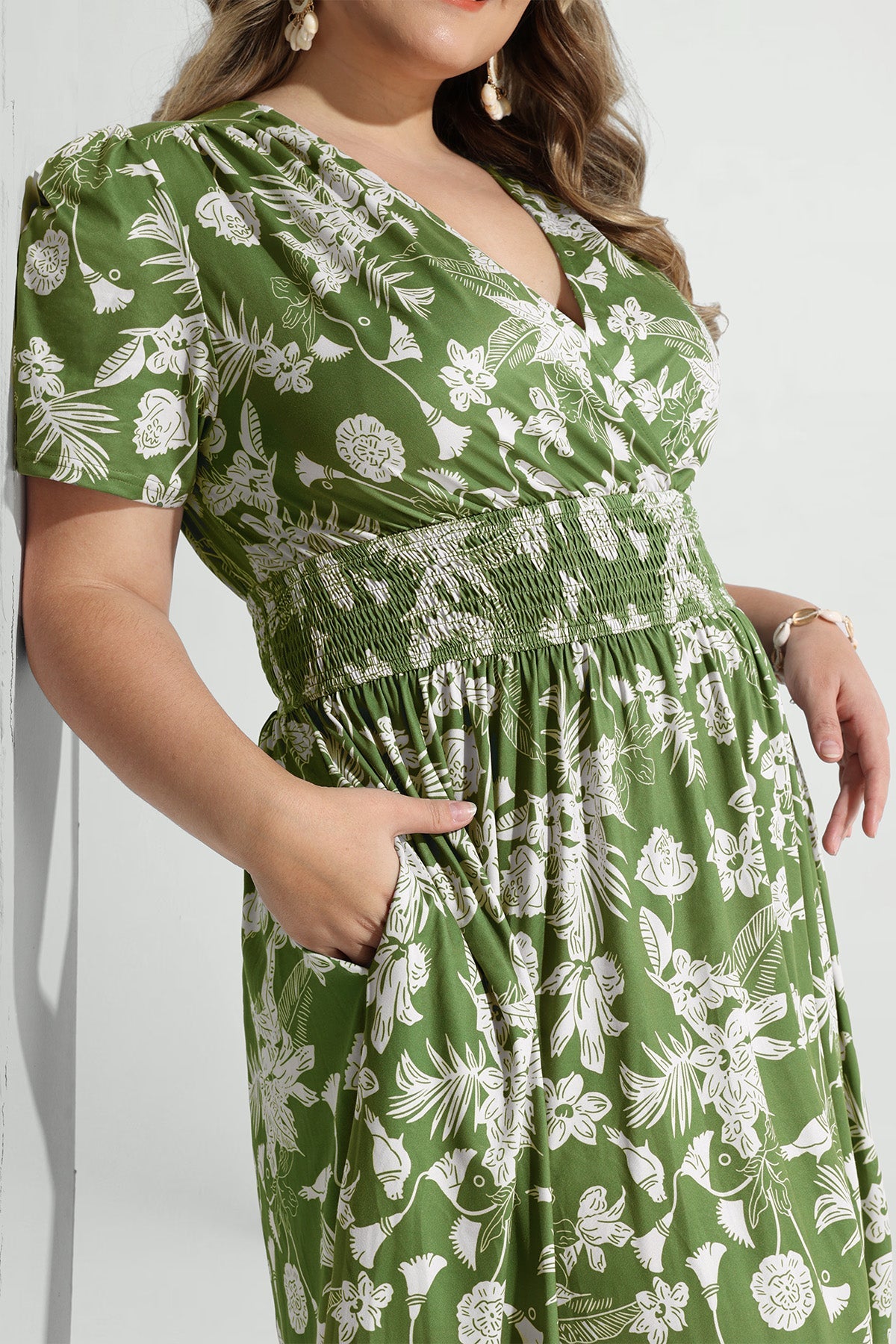 Geometric Print Smocked Waist V-Neck Midi Dress