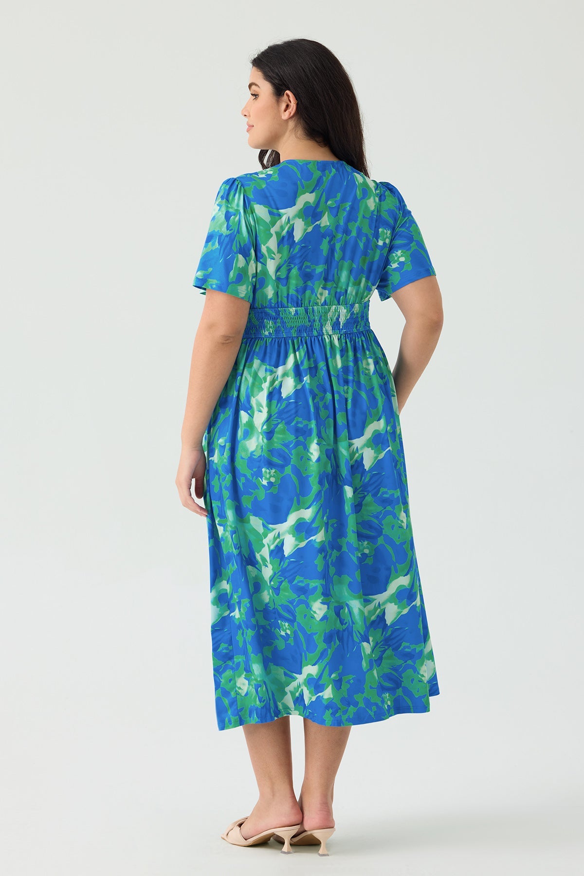 Ritera Pockets Smocked Waist Floral Print A-line Maxi Dress