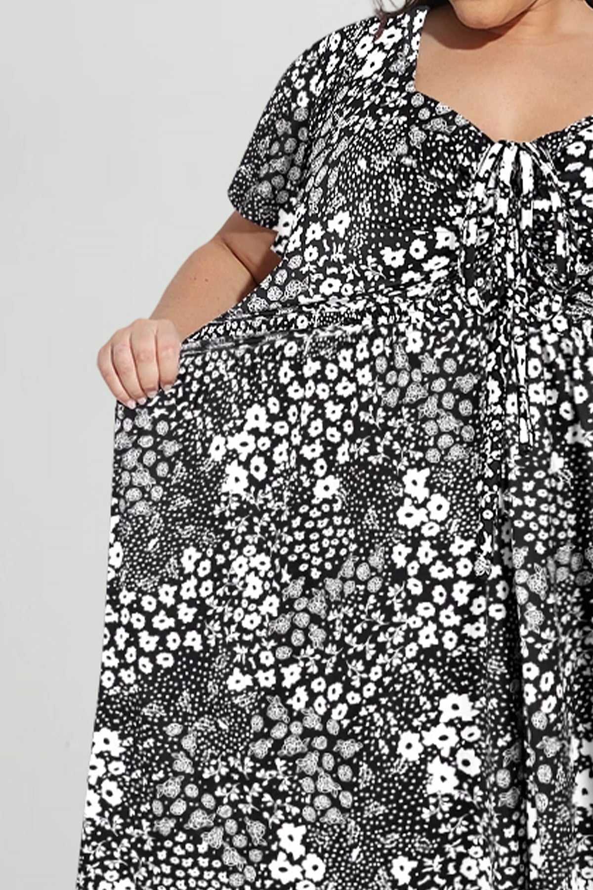 Ritera Pockets Drawstring Sweetheart Floral A-line Midi Dress