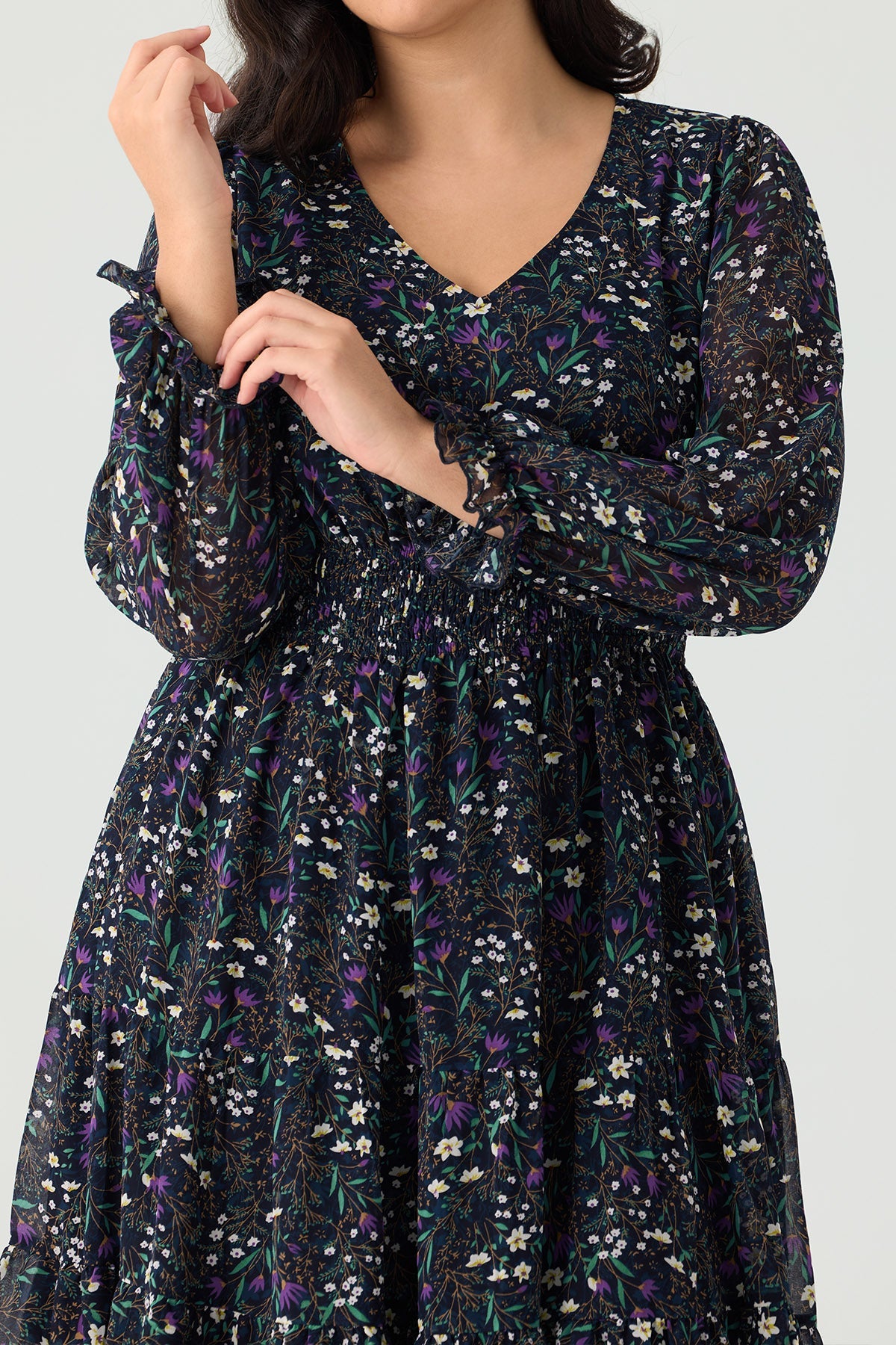 Ritera Pockets Floral Smocked Waist Long Sleeve Tiered Midi Dress