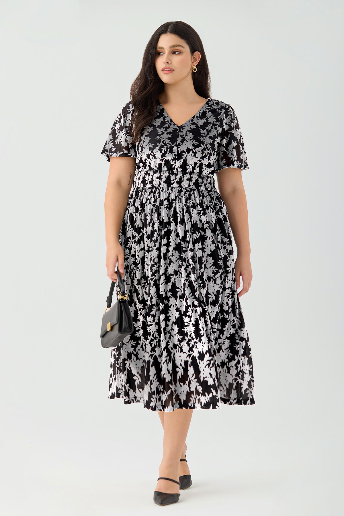 Ritera Pockets Smocked Waist Jacquard Floral A-Line Midi Dress