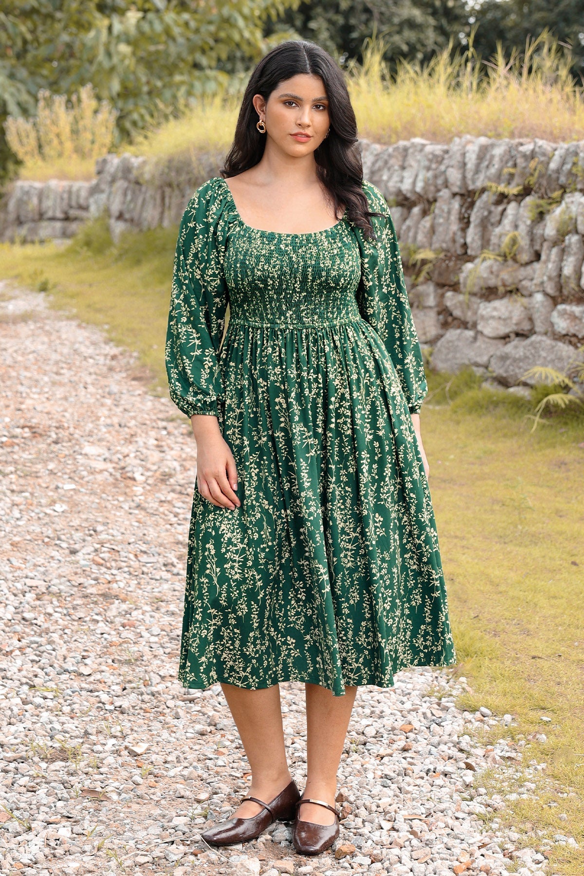 Ritera Pockets Chic Floral Smocked Square Neck Midi Dress