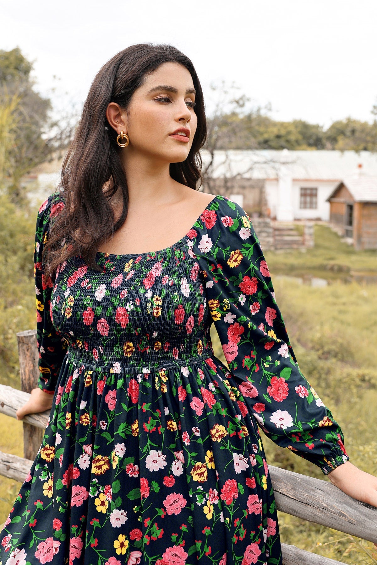 Ritera Pockets Chic Floral Smocked Square Neck Midi Dress