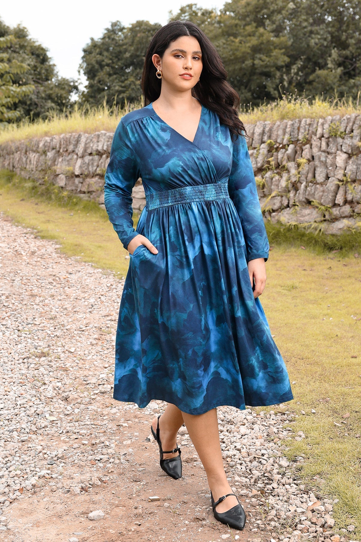 Ritera Pockets Floral Tartan Plaid Smocked Waist Midi Dress