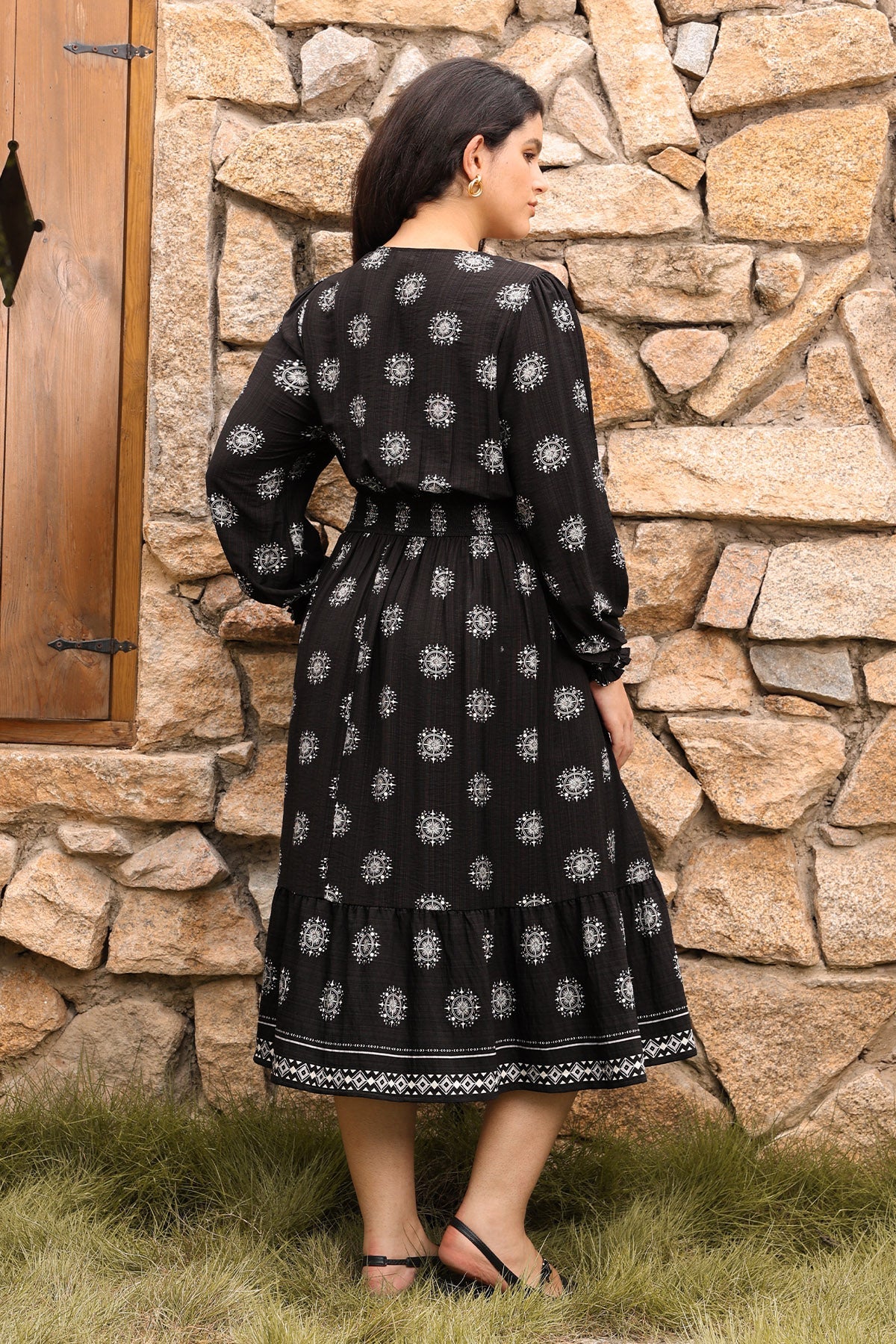 Ritera Pockets Bohemian Smocked A-Line Midi Dress