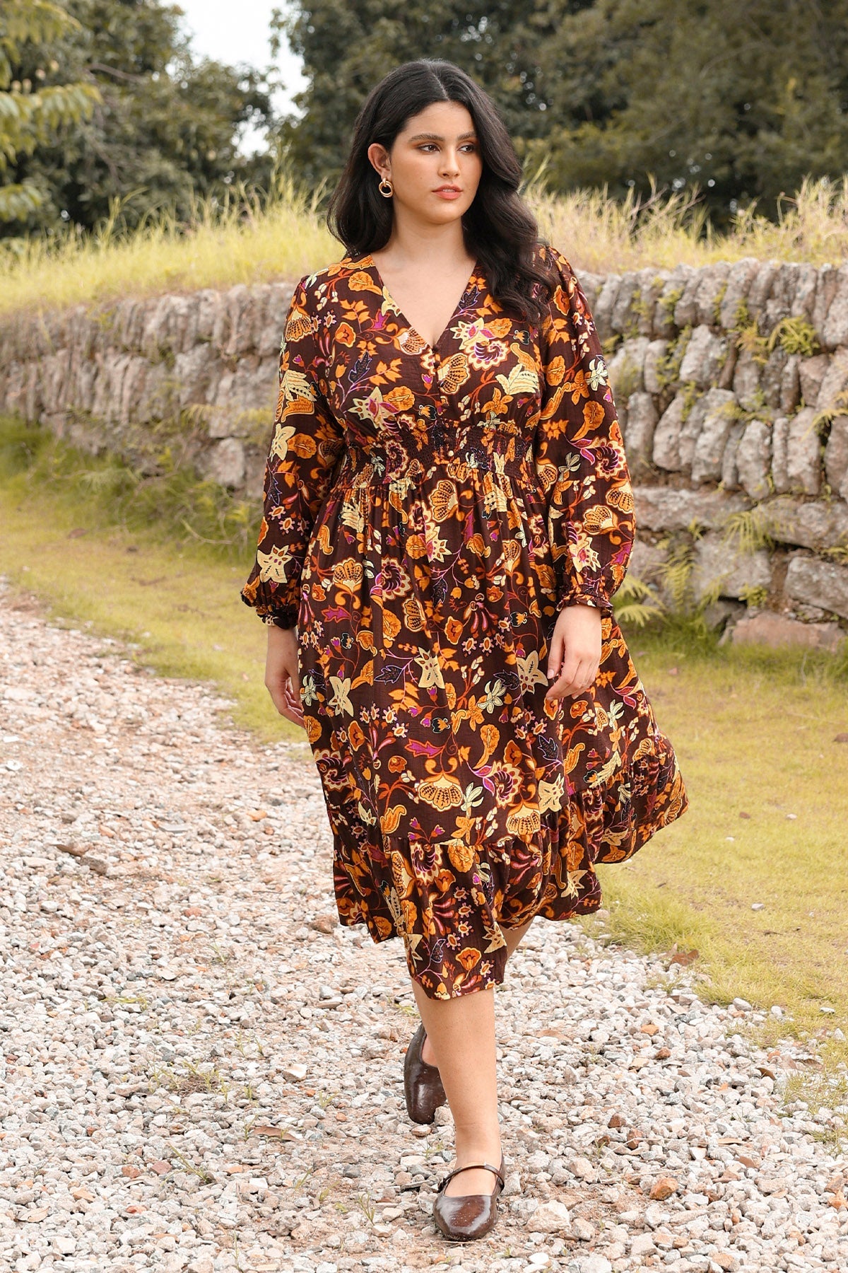 Ritera Pockets Polka Dot Smocked A-Line Midi Dress