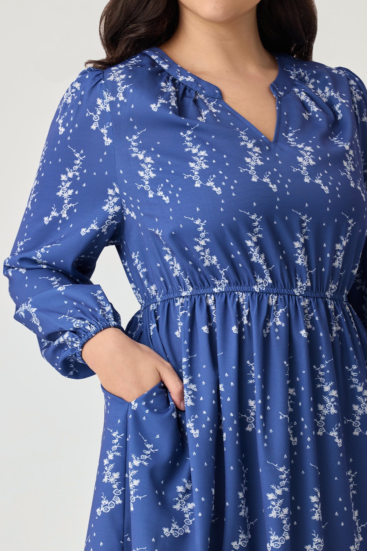 Floral Print V Neck Balloon Sleeve Smocked Waist Midi Dress