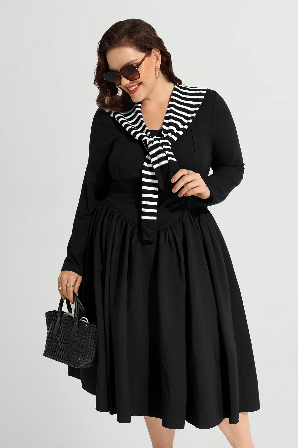 Ritera Pockets Square Neck Pleated Mini Dress