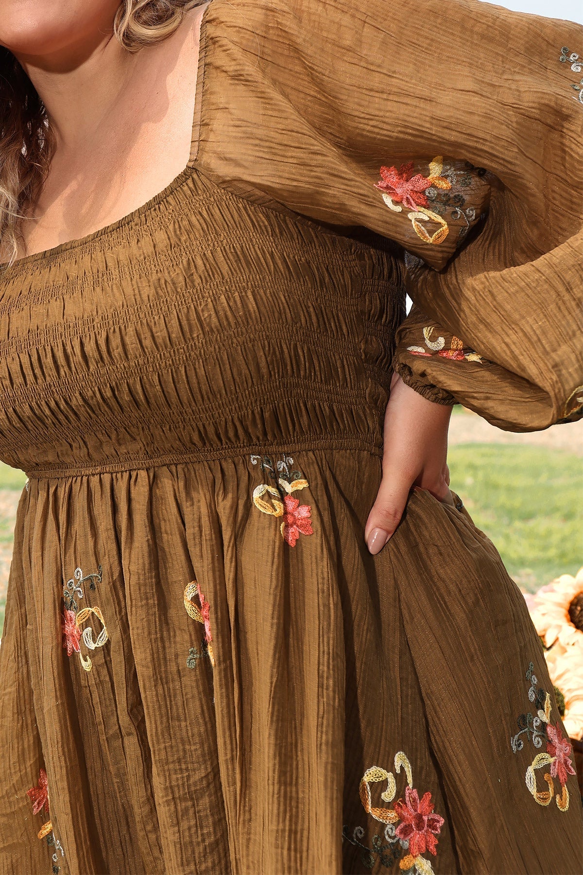 Ritera Embroidered Floral Shirred Square Neck A-line Midi Dress