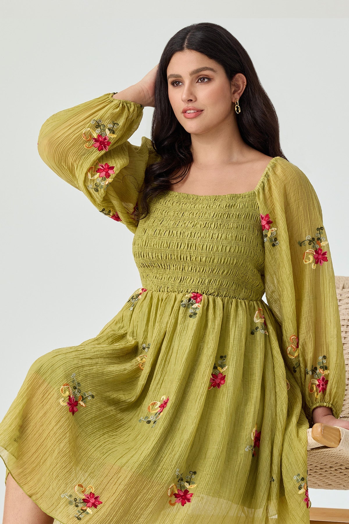 Ritera Embroidered Floral Shirred Square Neck A-line Midi Dress