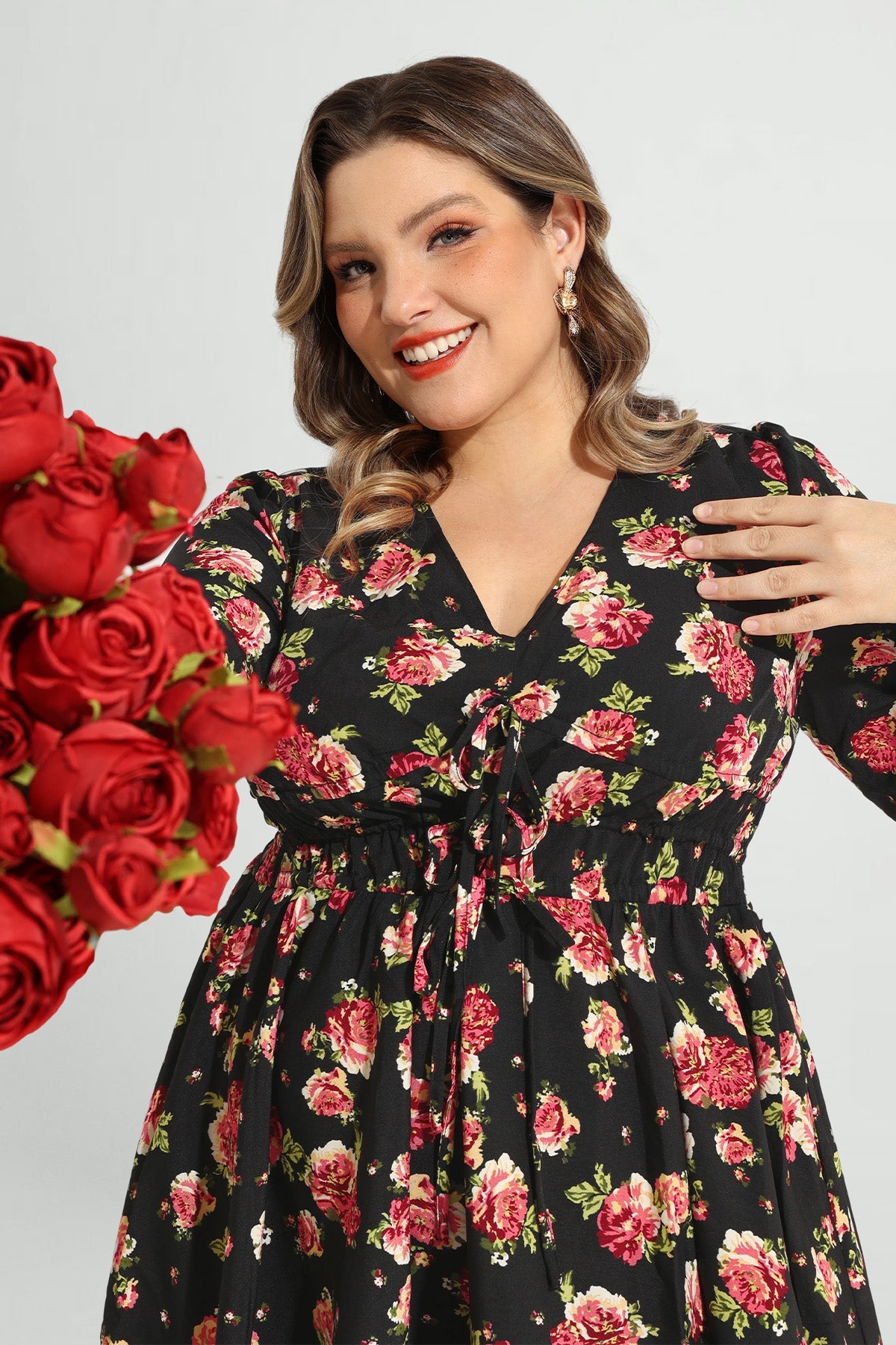 Ritera Rose Floral Print Lantern Sleeve V Neck Mini Dress