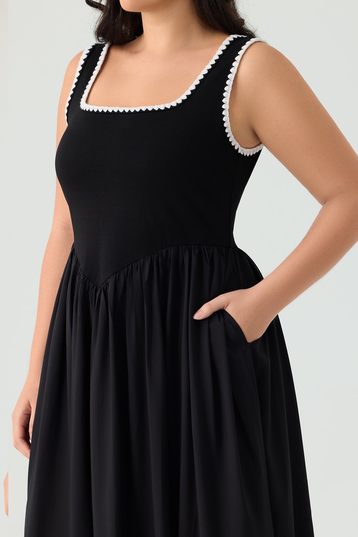 Pockets Elastic Scalloped Square Neck Midi Dress