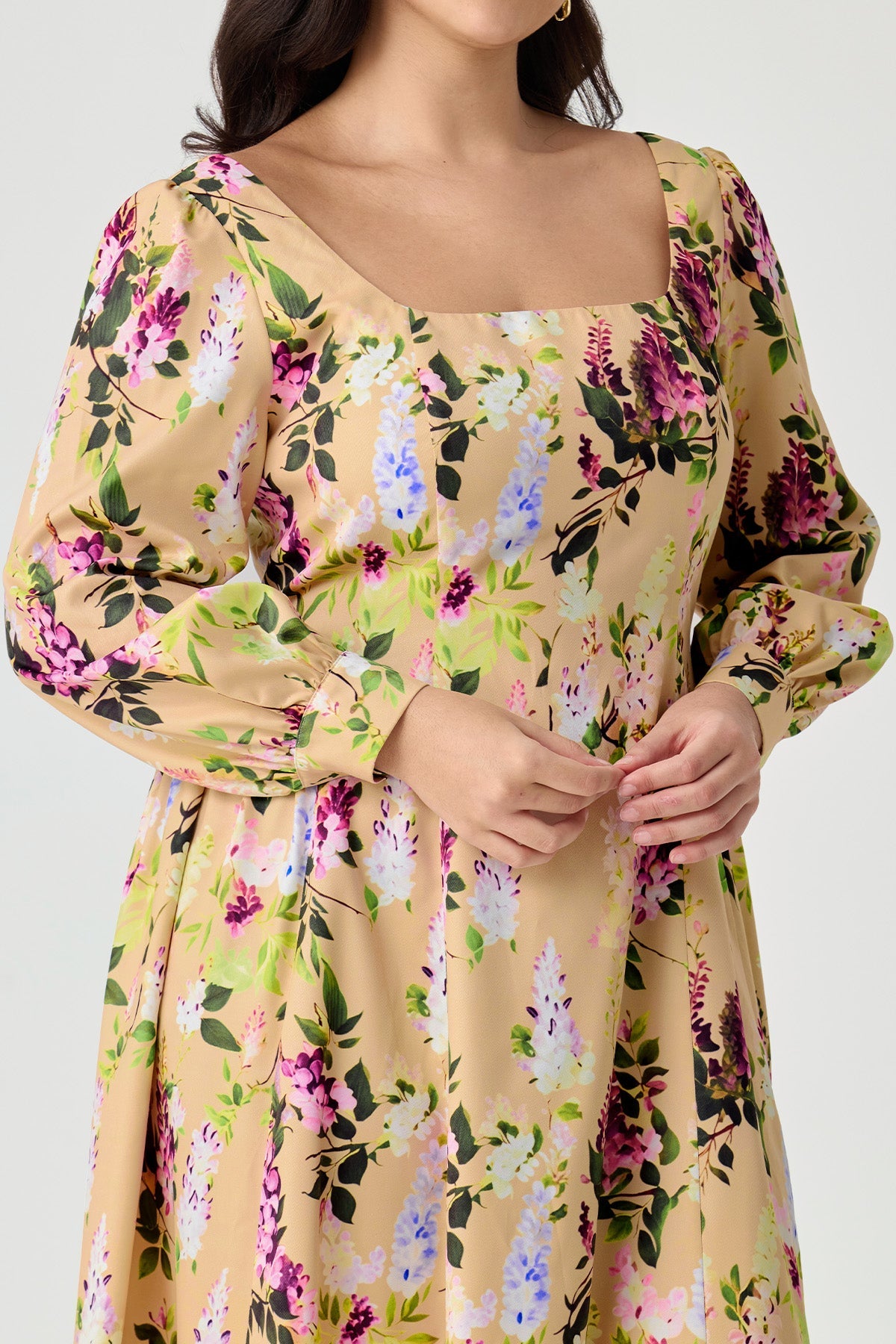 Ritera Elegant Wisteria Floral Smocked Back A-Line Midi Dress