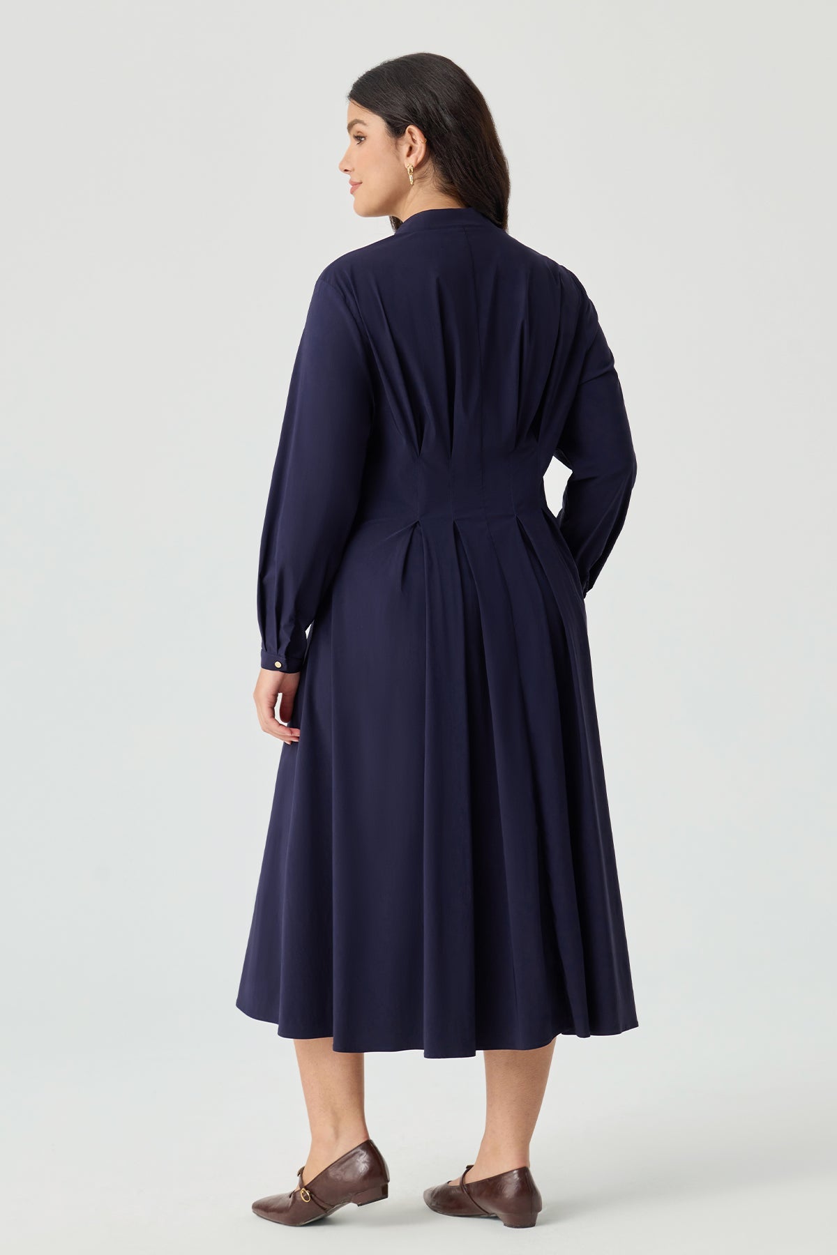 Ritera Elegant V-Neck Pleated A-Line Midi Dress with Heart Brooch