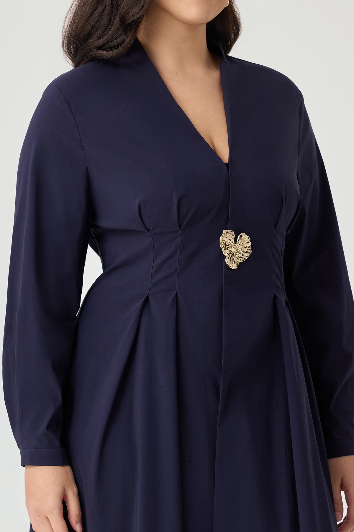 Ritera Elegant V-Neck Pleated A-Line Midi Dress with Heart Brooch