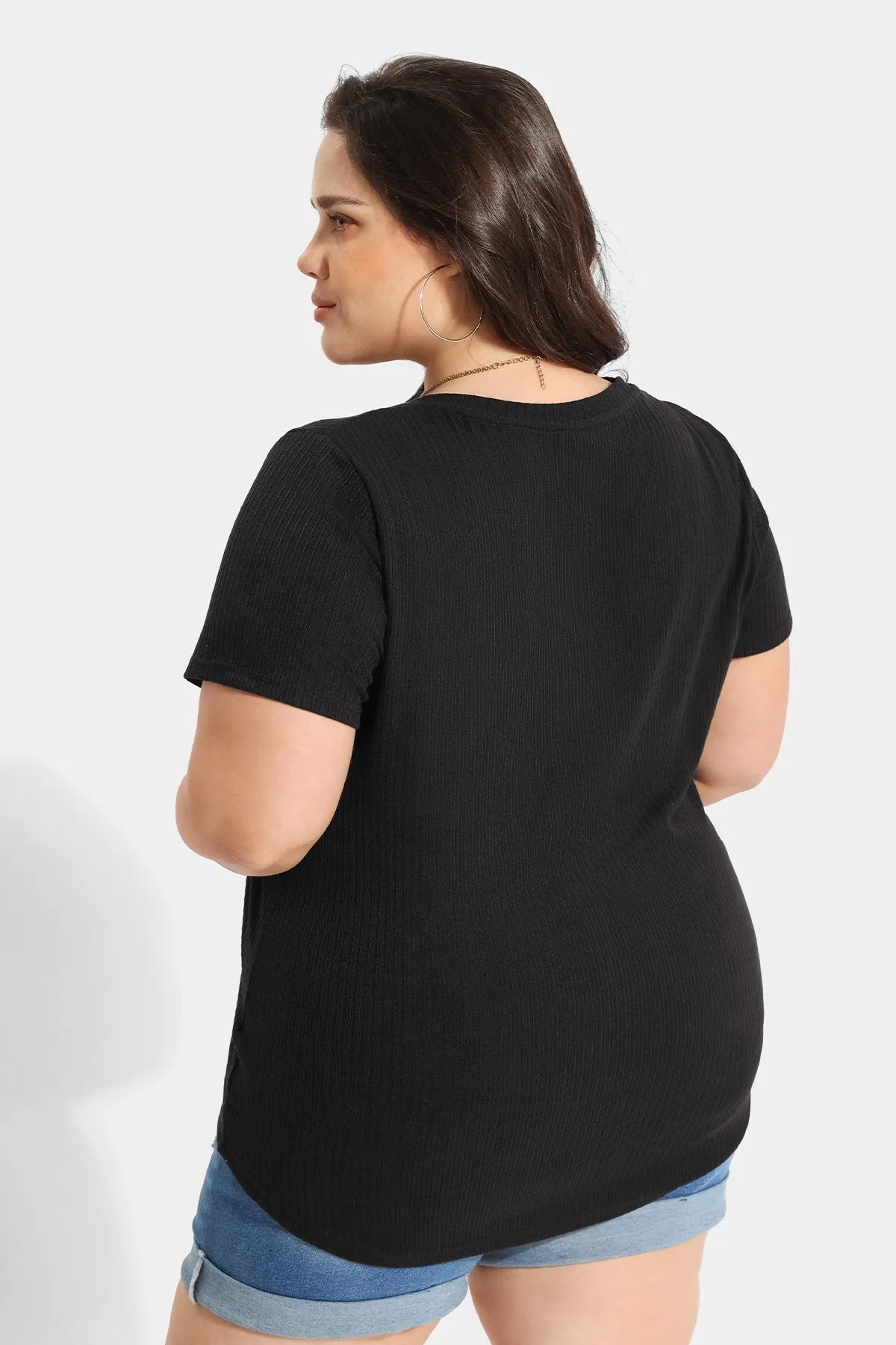 Supersoft V-neck Essential Basic T-Shirt