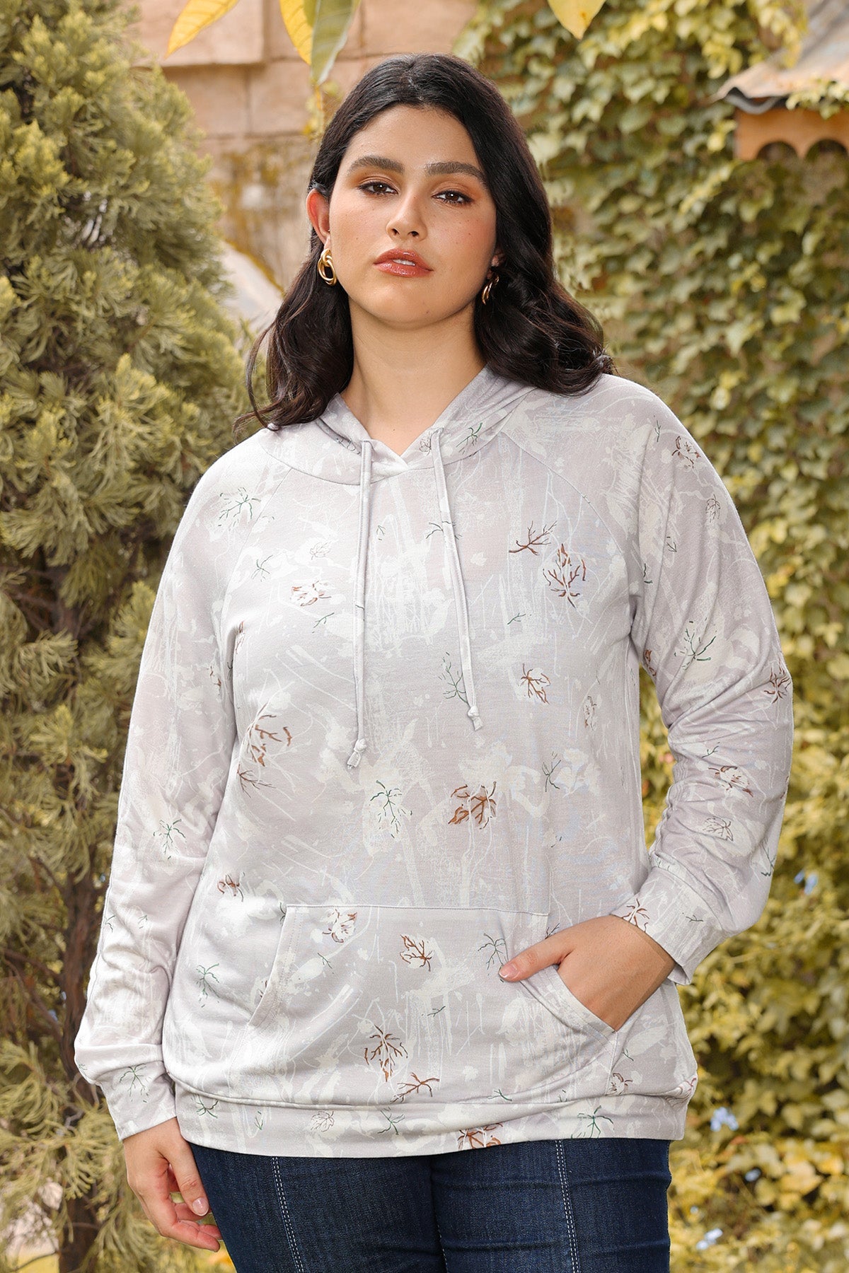 Ritera Kangaroo Pocket Adjustable Drawstring  Floral Print Hoodie