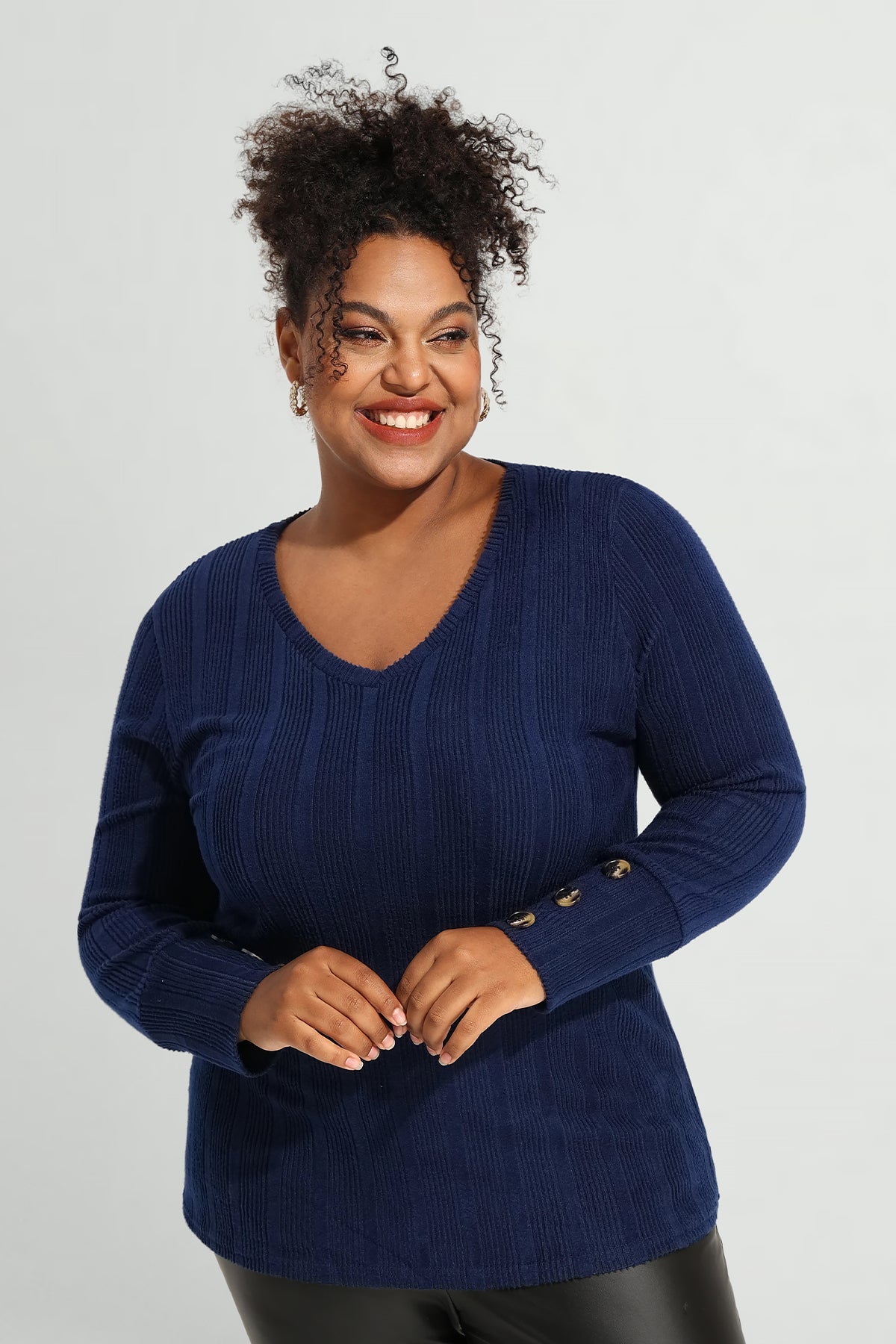 Plain Triple Button U-neckline Long Sleeve T-Shirt