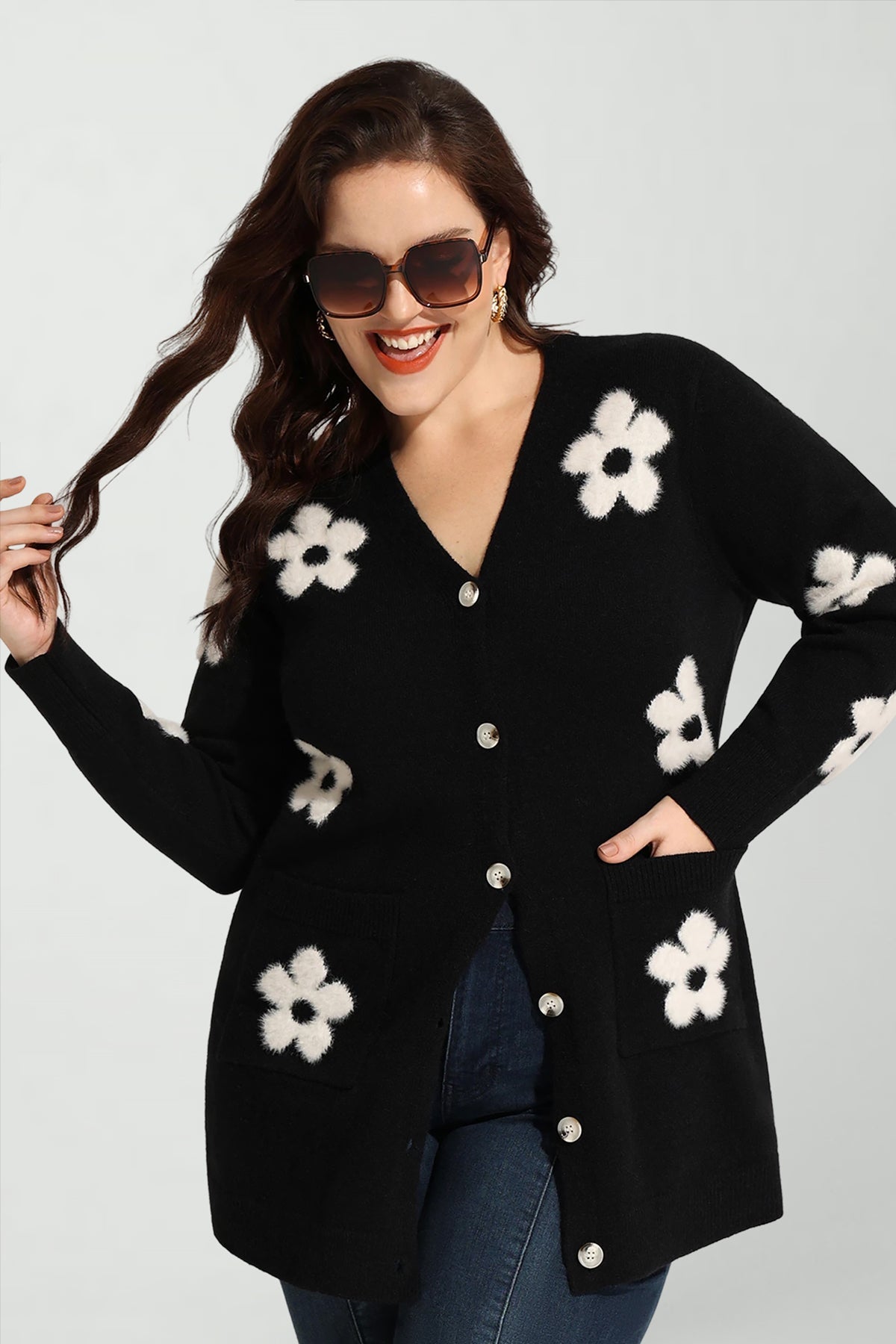 Ritera Pockets Daisy Floral Knit Button-Up Sweater