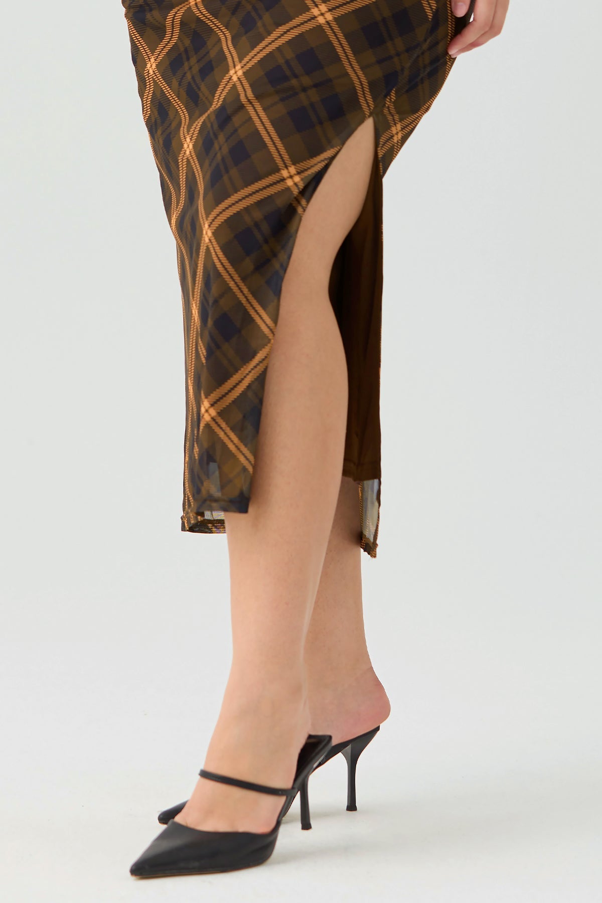 Ritera Plaid Ruched Chic Bodycon Cocktail Midi Dress