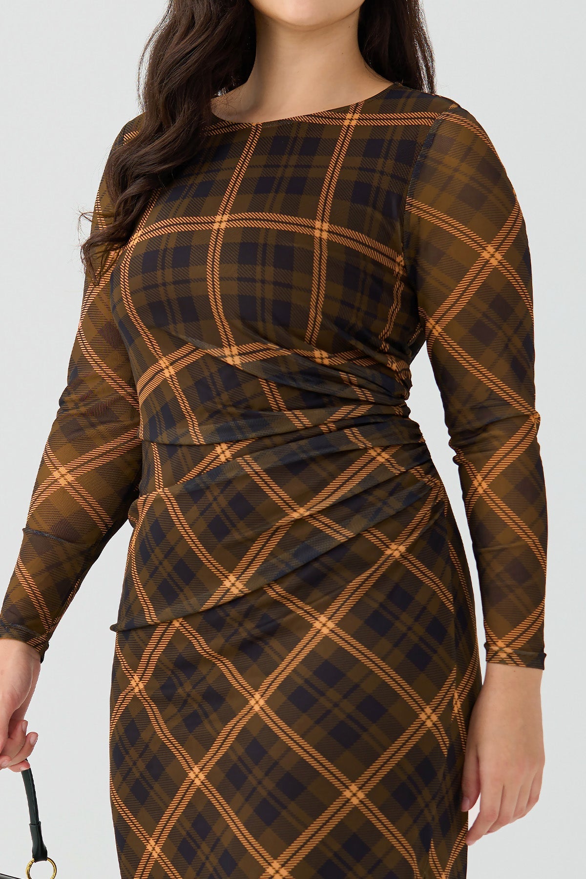 Ritera Plaid Ruched Chic Bodycon Cocktail Midi Dress