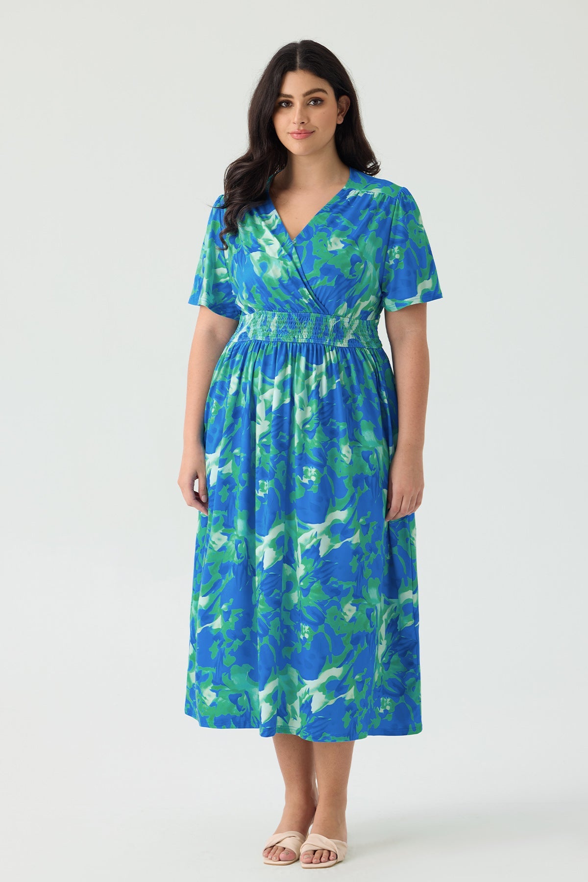 Ritera Pockets Smocked Waist Floral Print A-line Maxi Dress
