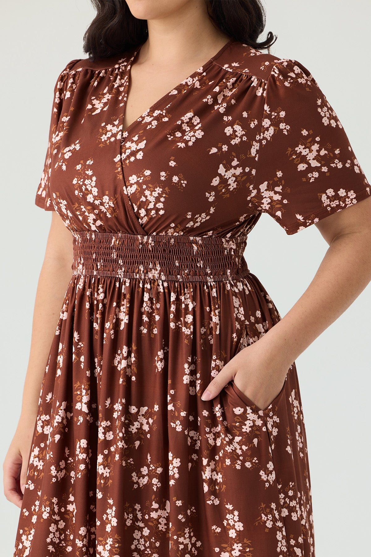 Geometric Print Smocked Waist V-Neck Midi Dress