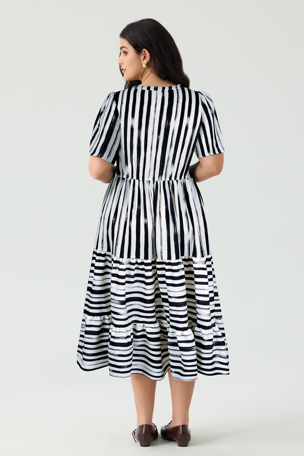 Pockets Elastic Floral Midi Dress