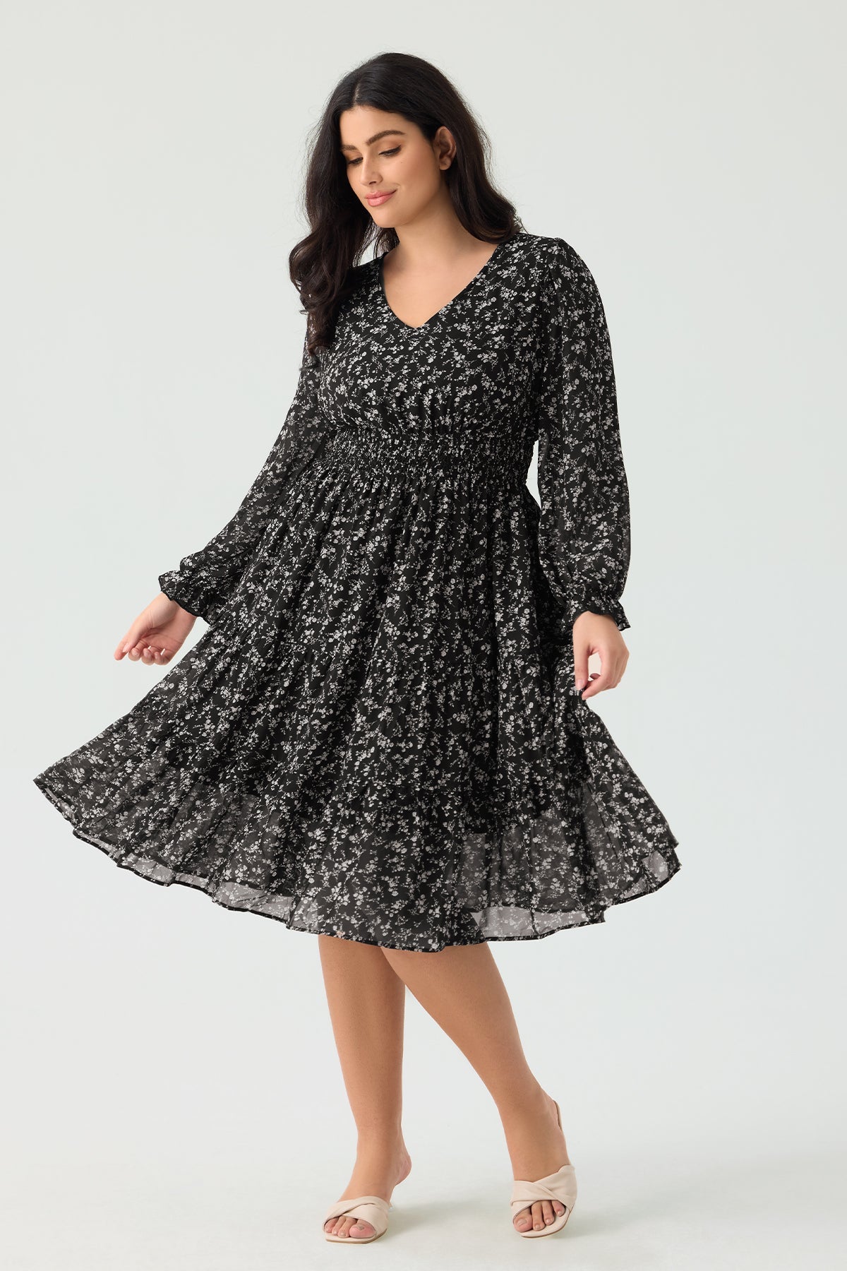 Ritera Pockets Floral Smocked Waist Long Sleeve Tiered Midi Dress