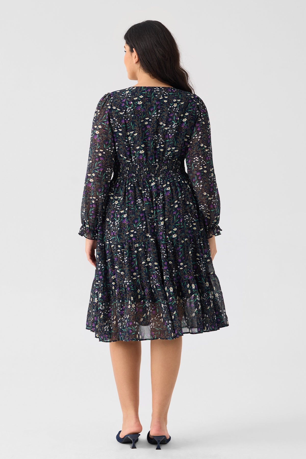 Ritera Pockets Floral Smocked Waist Long Sleeve Tiered Midi Dress