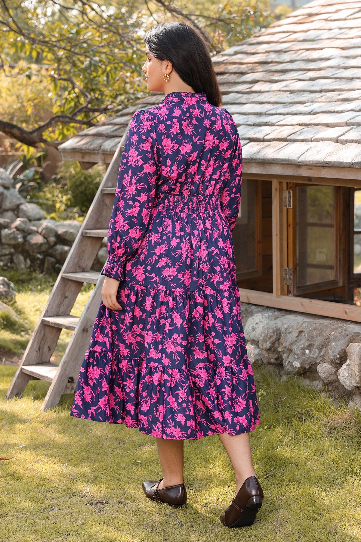 Ritera Pockets Smocked Waist Floral Print Tiered Midi Dress