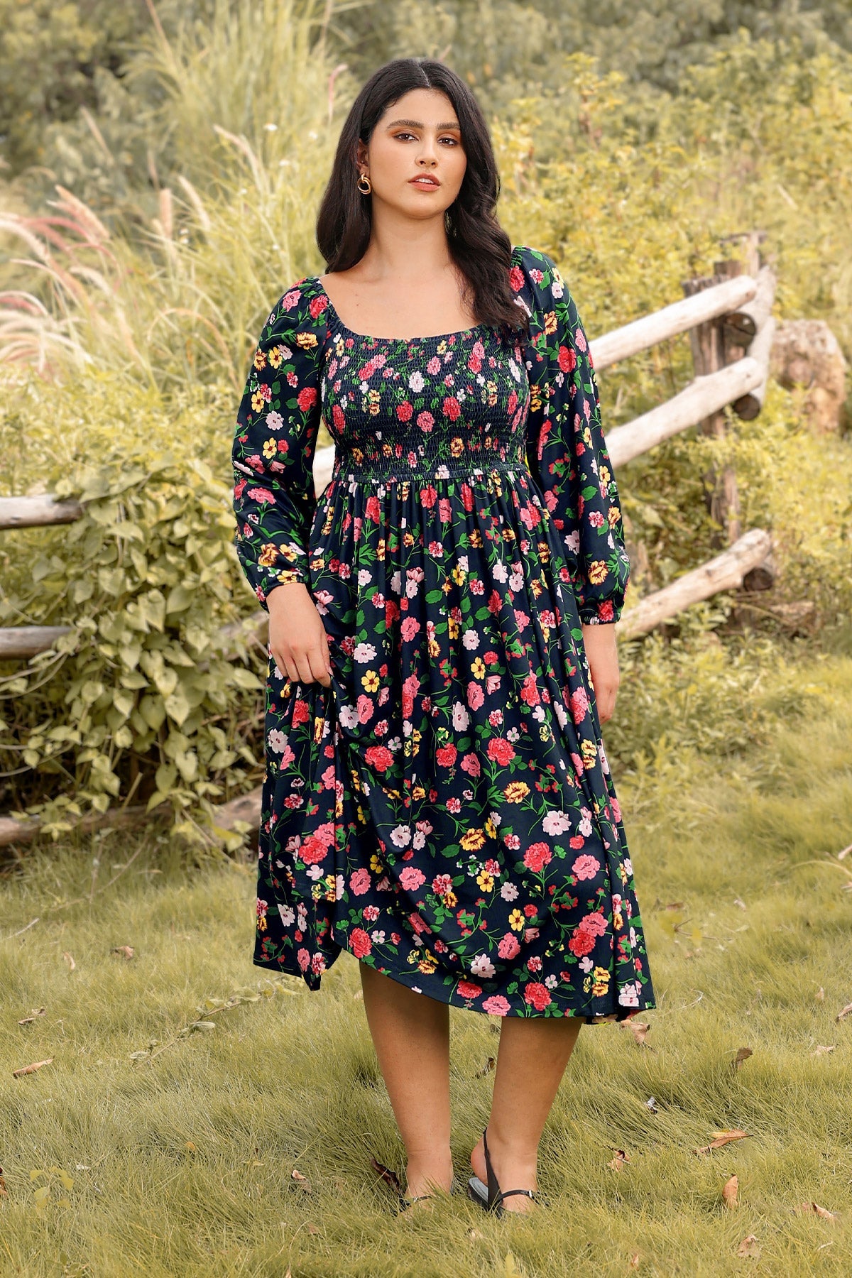 Ritera Pockets Chic Floral Smocked Square Neck Midi Dress