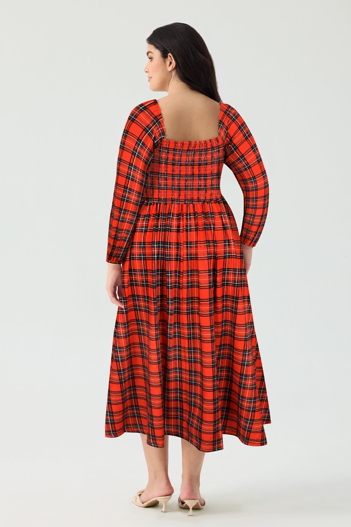 Ritera Pockets Plaid Smocked Long Sleeve Midi Dress