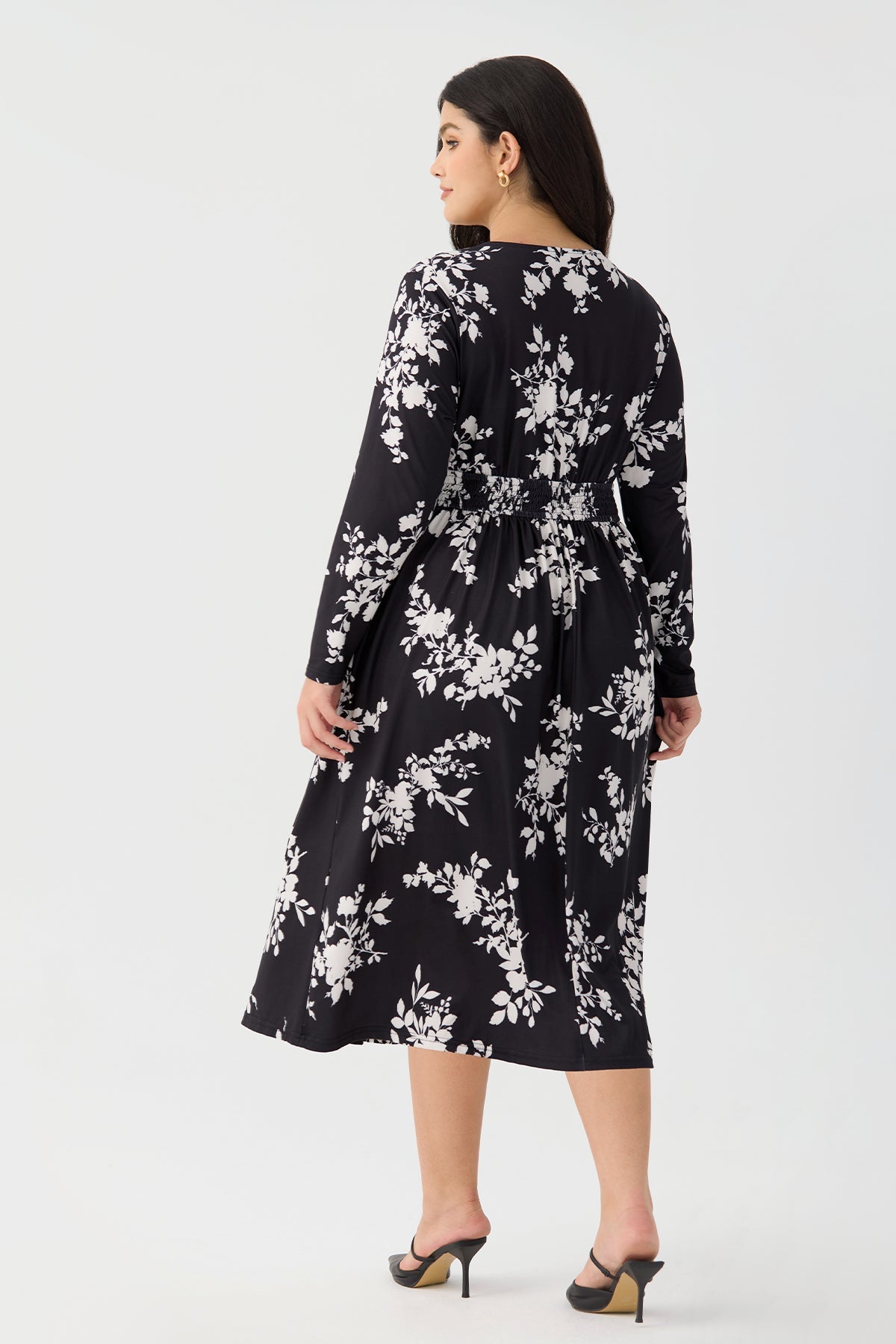 Ritera Pockets Floral Tartan Plaid Smocked Waist Midi Dress