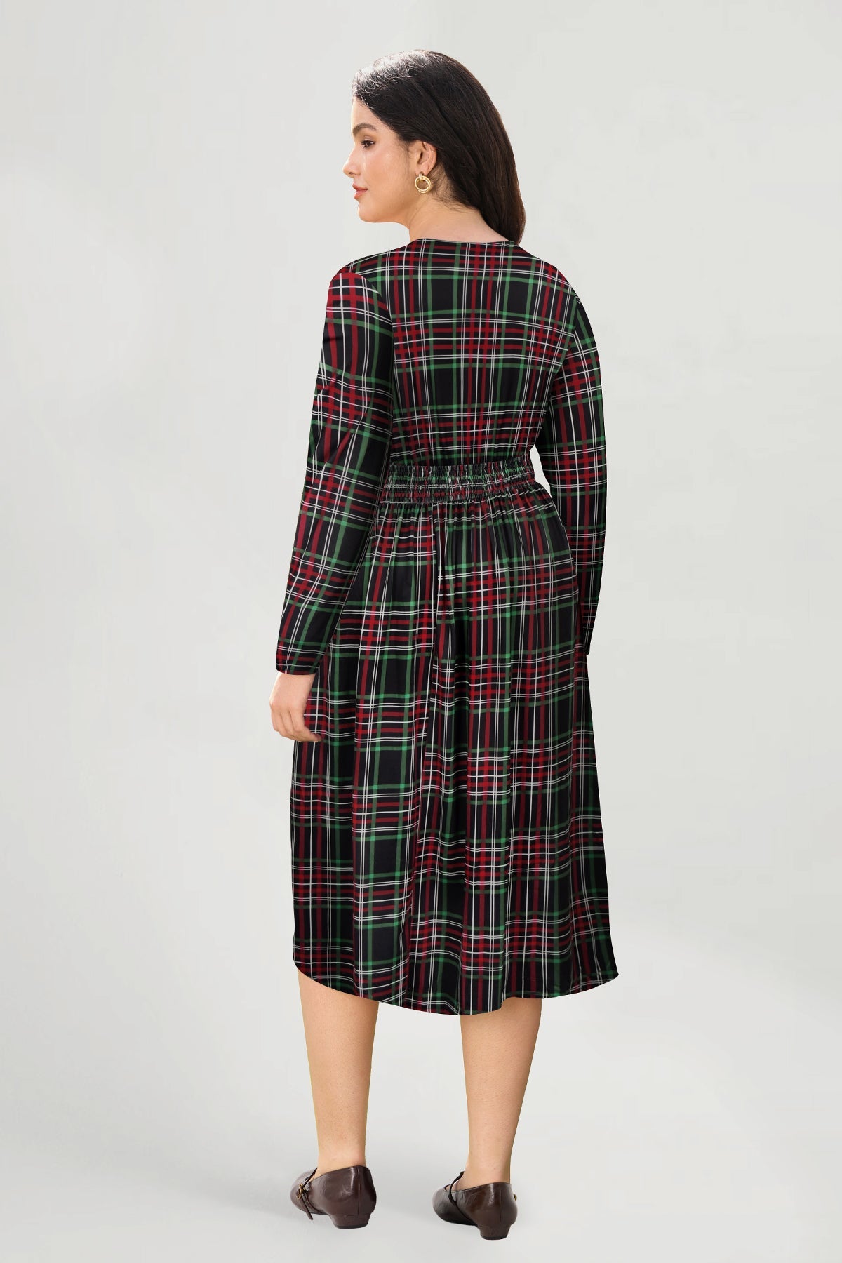 Ritera Pockets Floral Tartan Plaid Smocked Waist Midi Dress