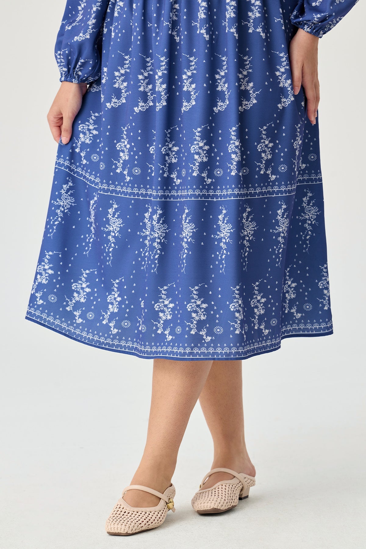 Floral Print V Neck Balloon Sleeve Smocked Waist Midi Dress