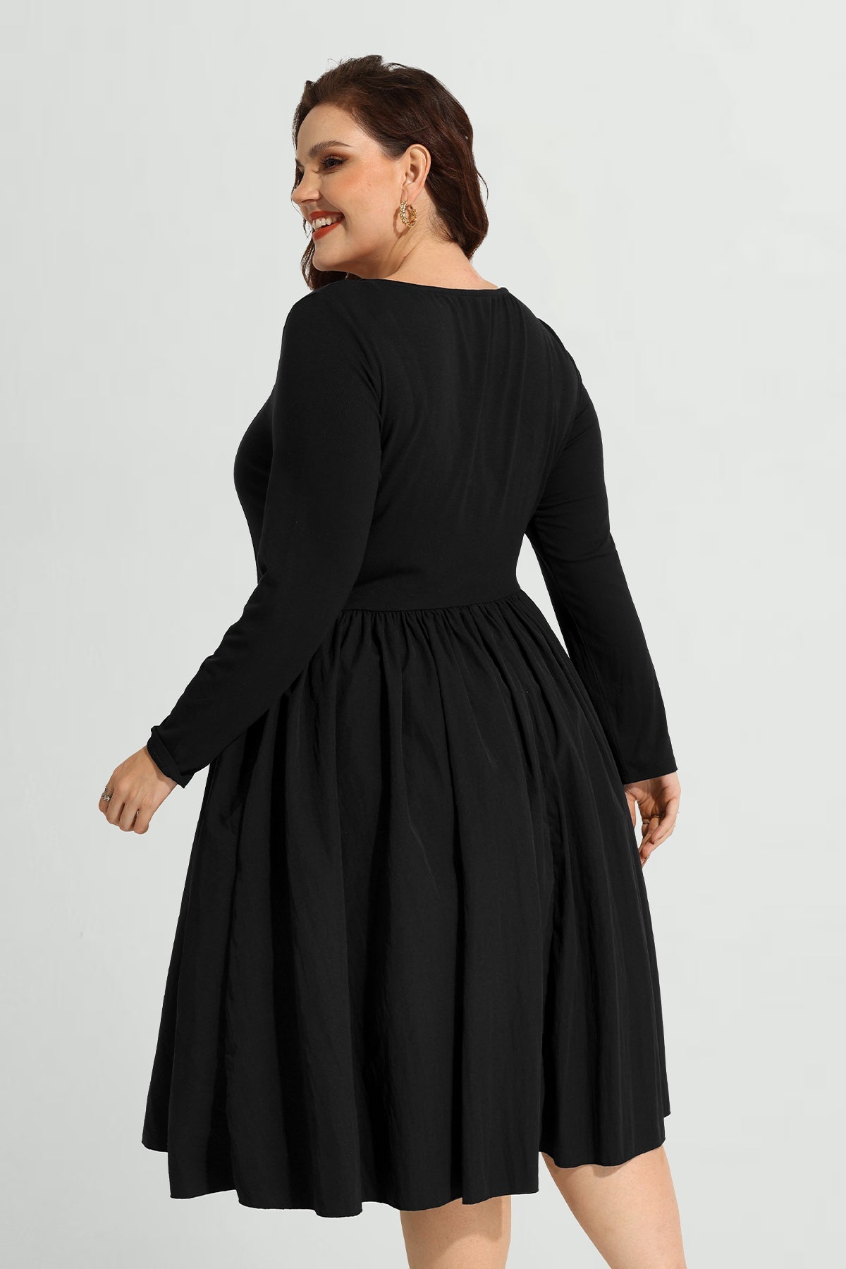 Ritera Pockets Square Neck Pleated Mini Dress