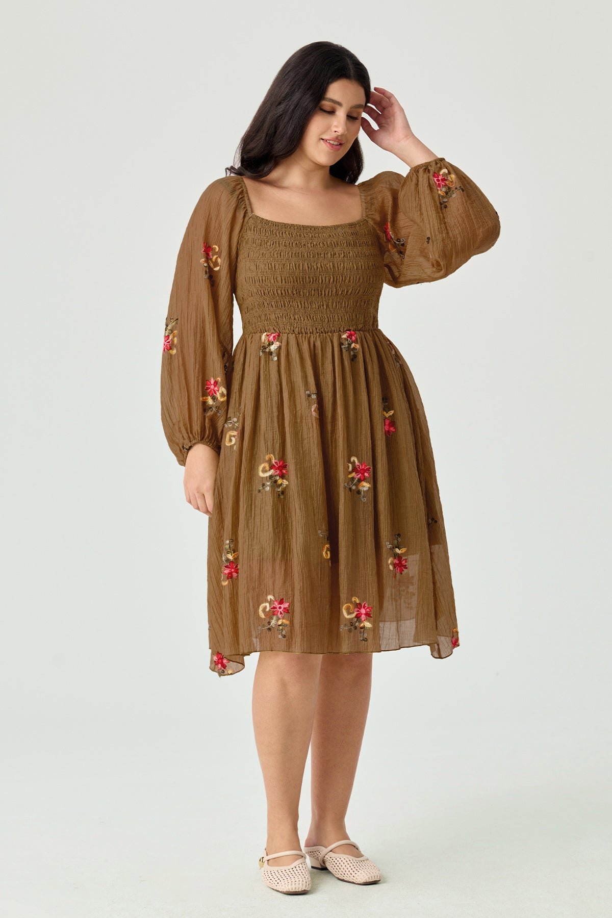 Ritera Embroidered Floral Shirred Square Neck A-line Midi Dress