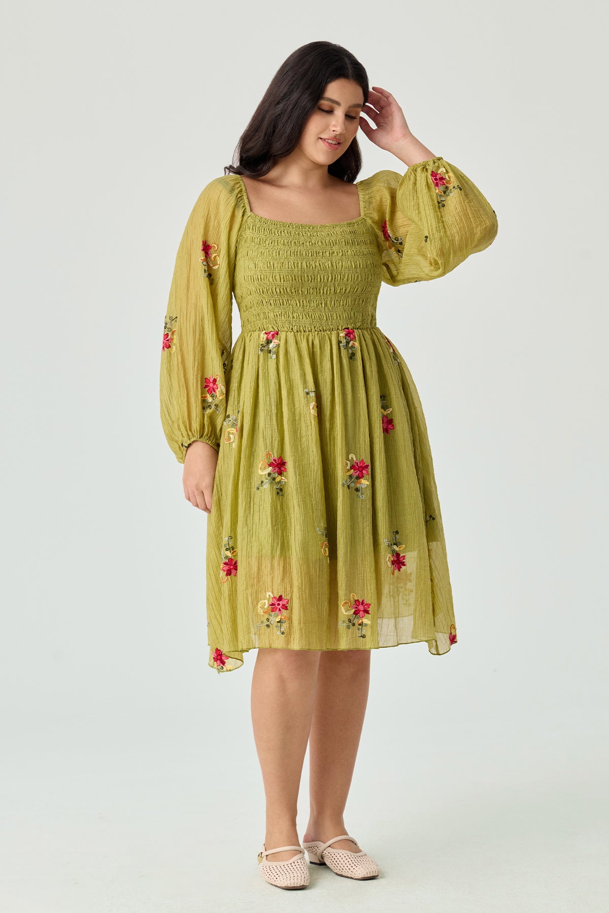 Ritera Embroidered Floral Shirred Square Neck A-line Midi Dress