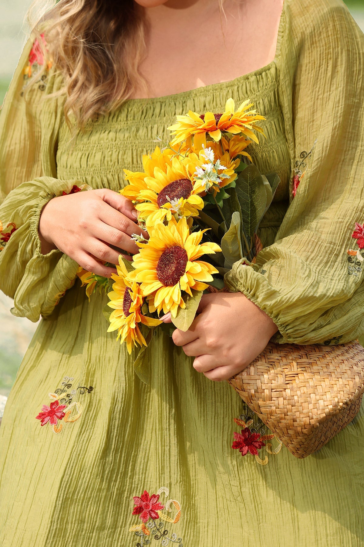 Ritera Embroidered Floral Shirred Square Neck A-line Midi Dress