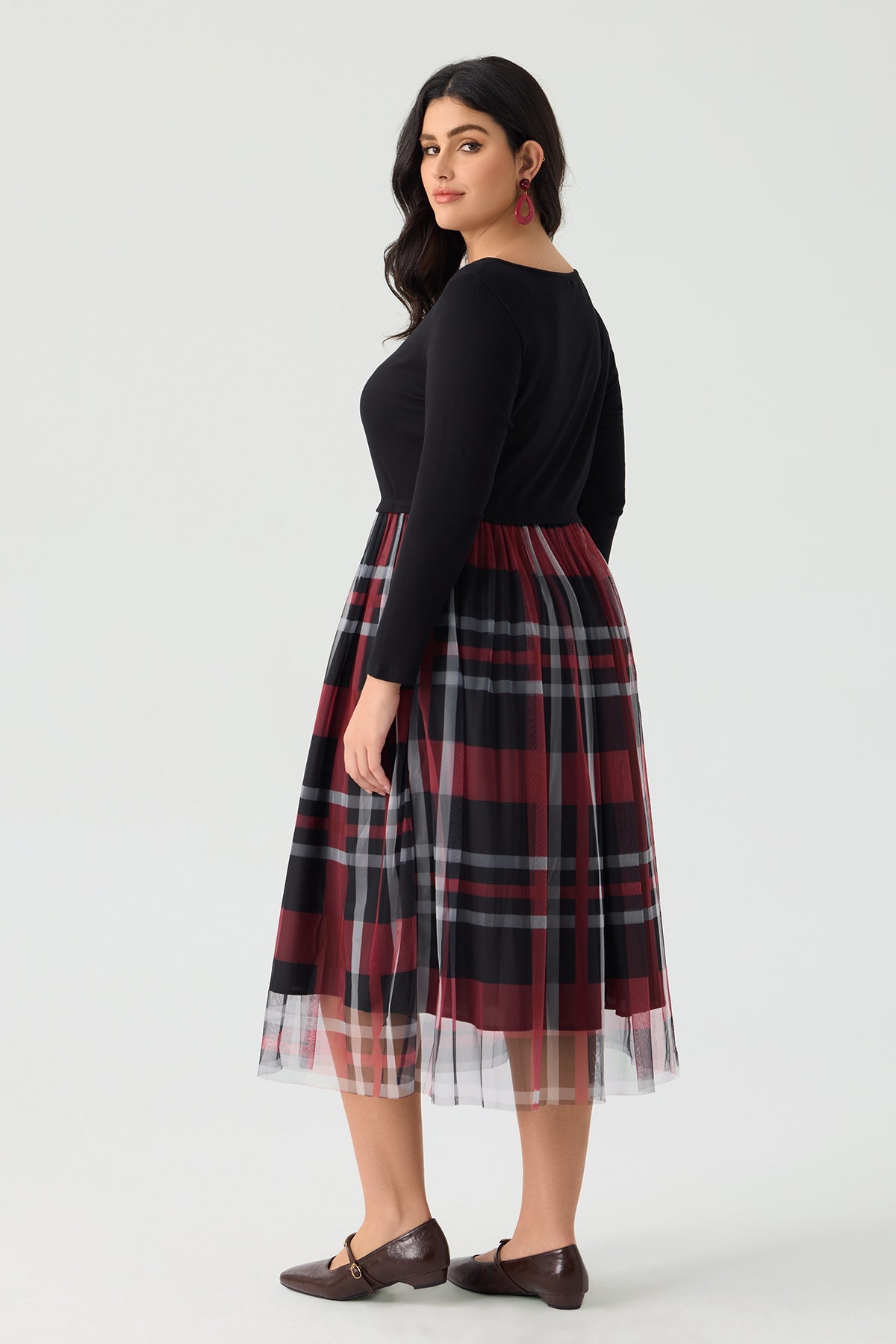 Ritera Colorblock Plaid Tulle Crew Neck Midi Dress