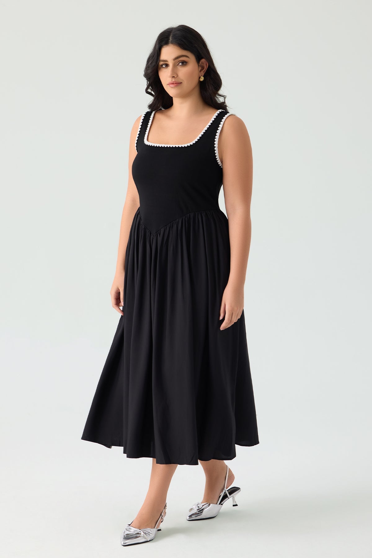 Pockets Elastic Scalloped Square Neck Midi Dress