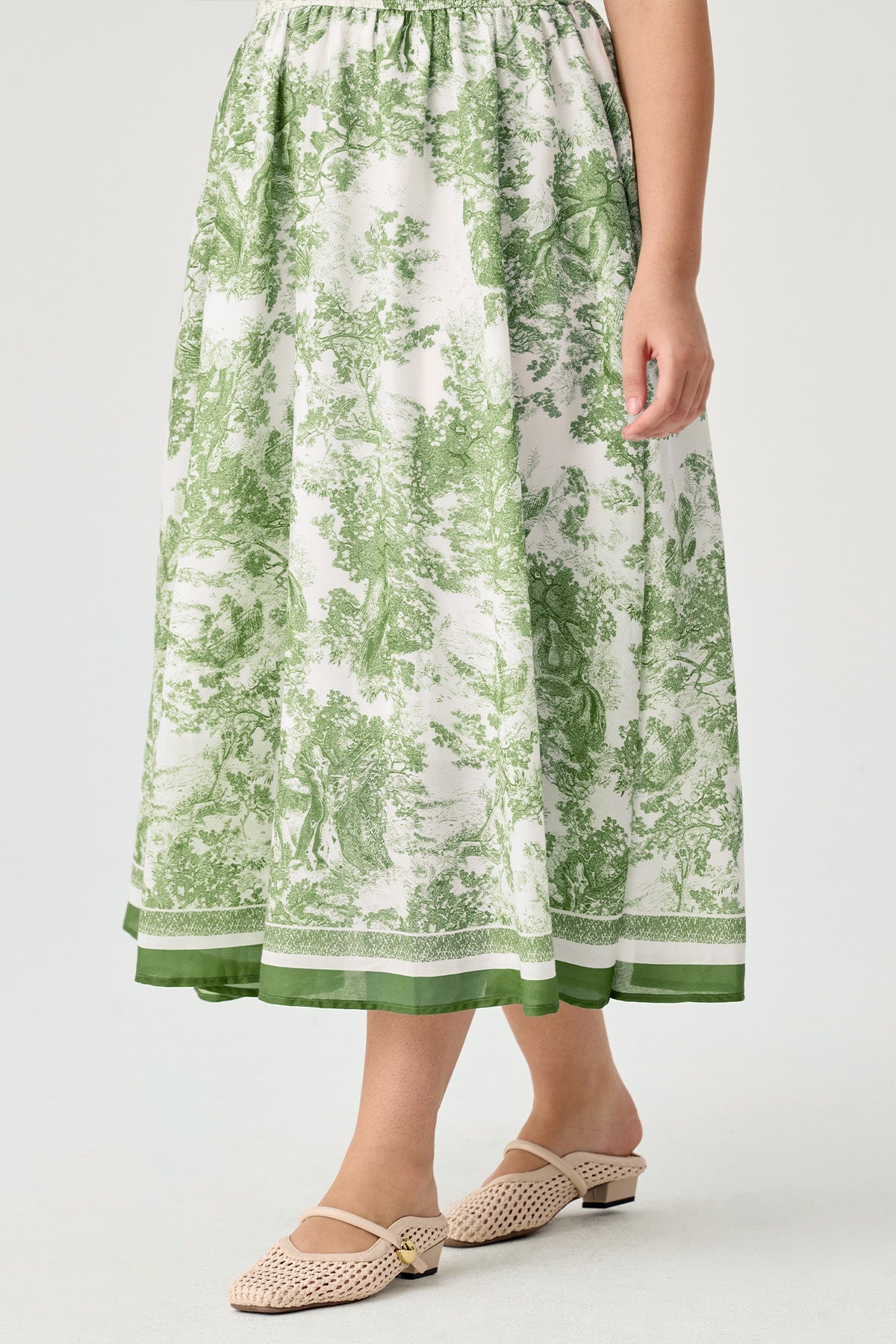 Ritera Pockets Chic Smocked Toile de Jouy Midi Dress