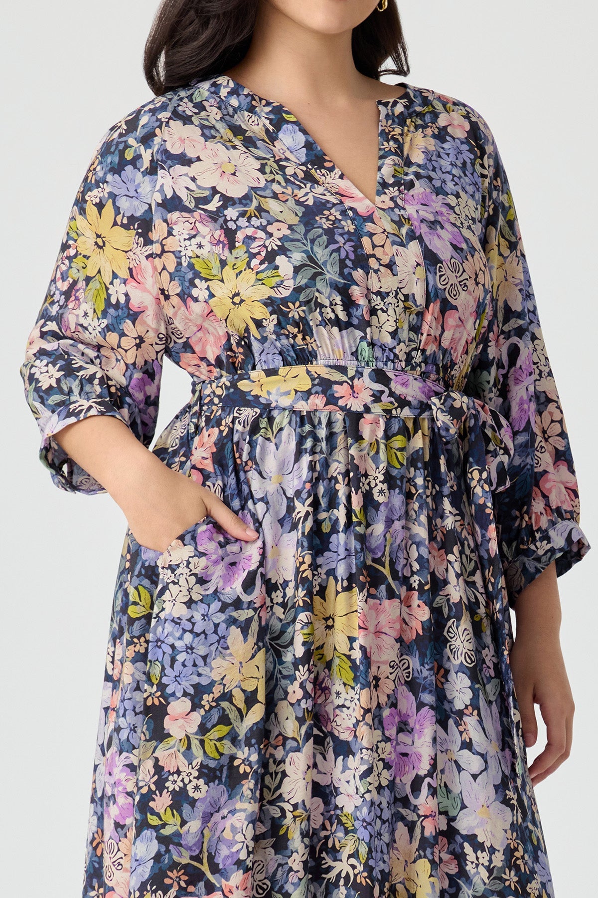 Ritera Pockets Elegant Floral Wrap Midi Dress with Belt