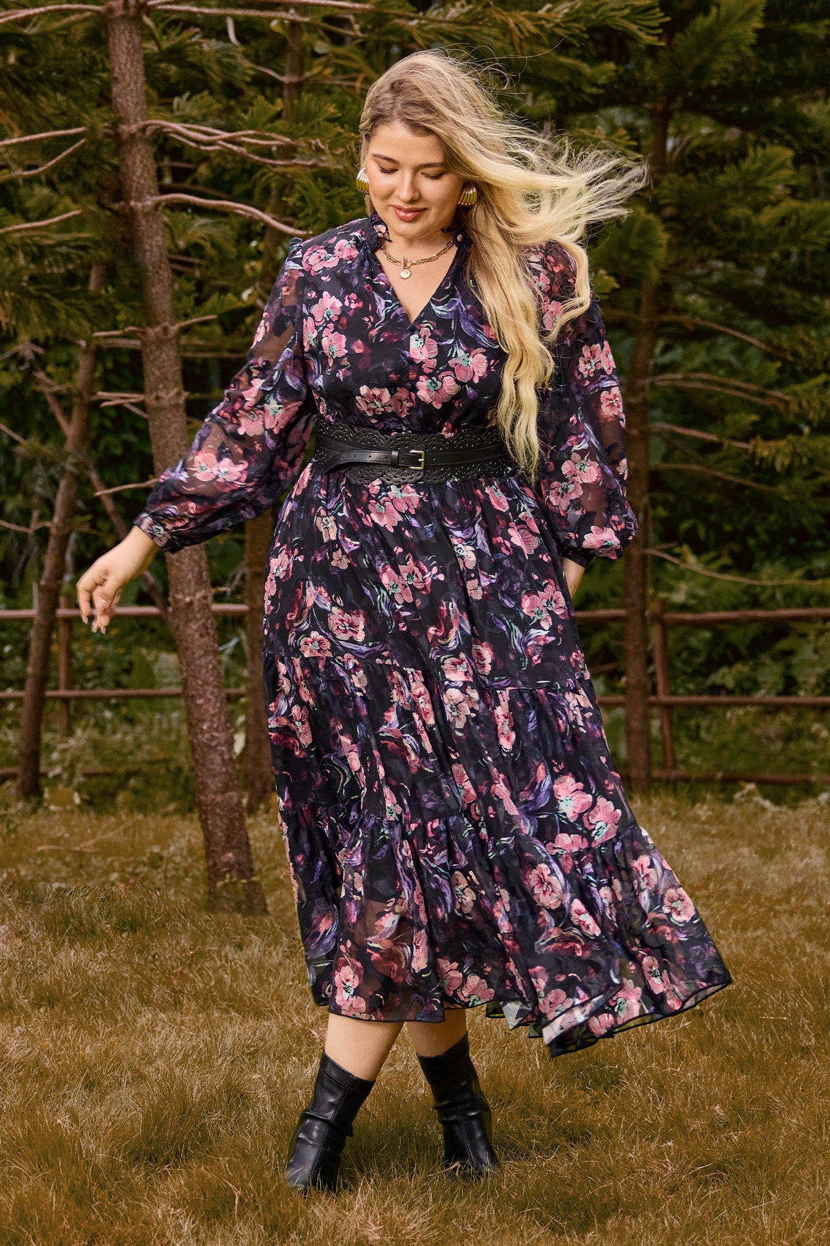 Floral Printed Textured Tiered Midi Dress