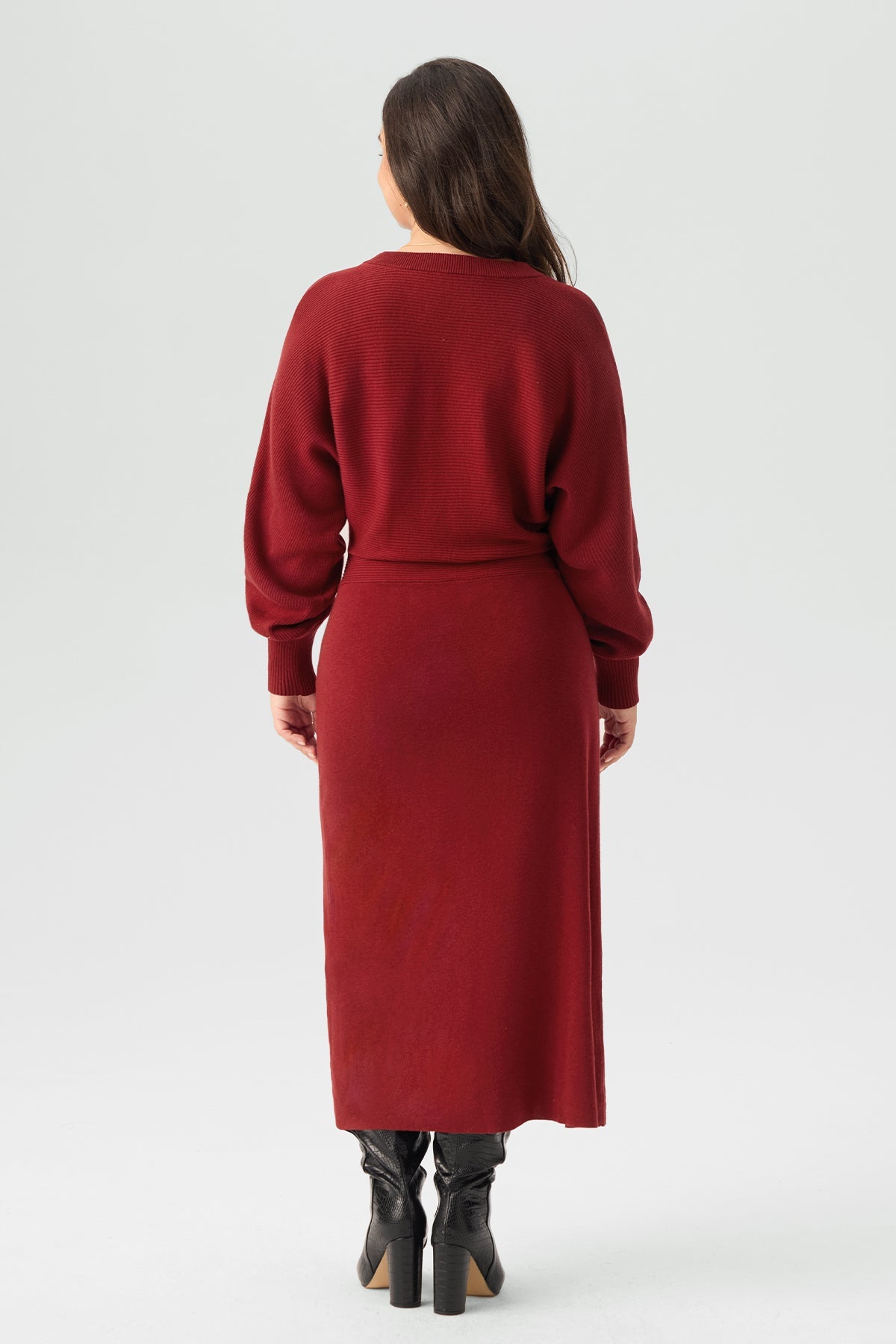 Ribbed Knit Crew Neck Long Sleeve Maxi Dress