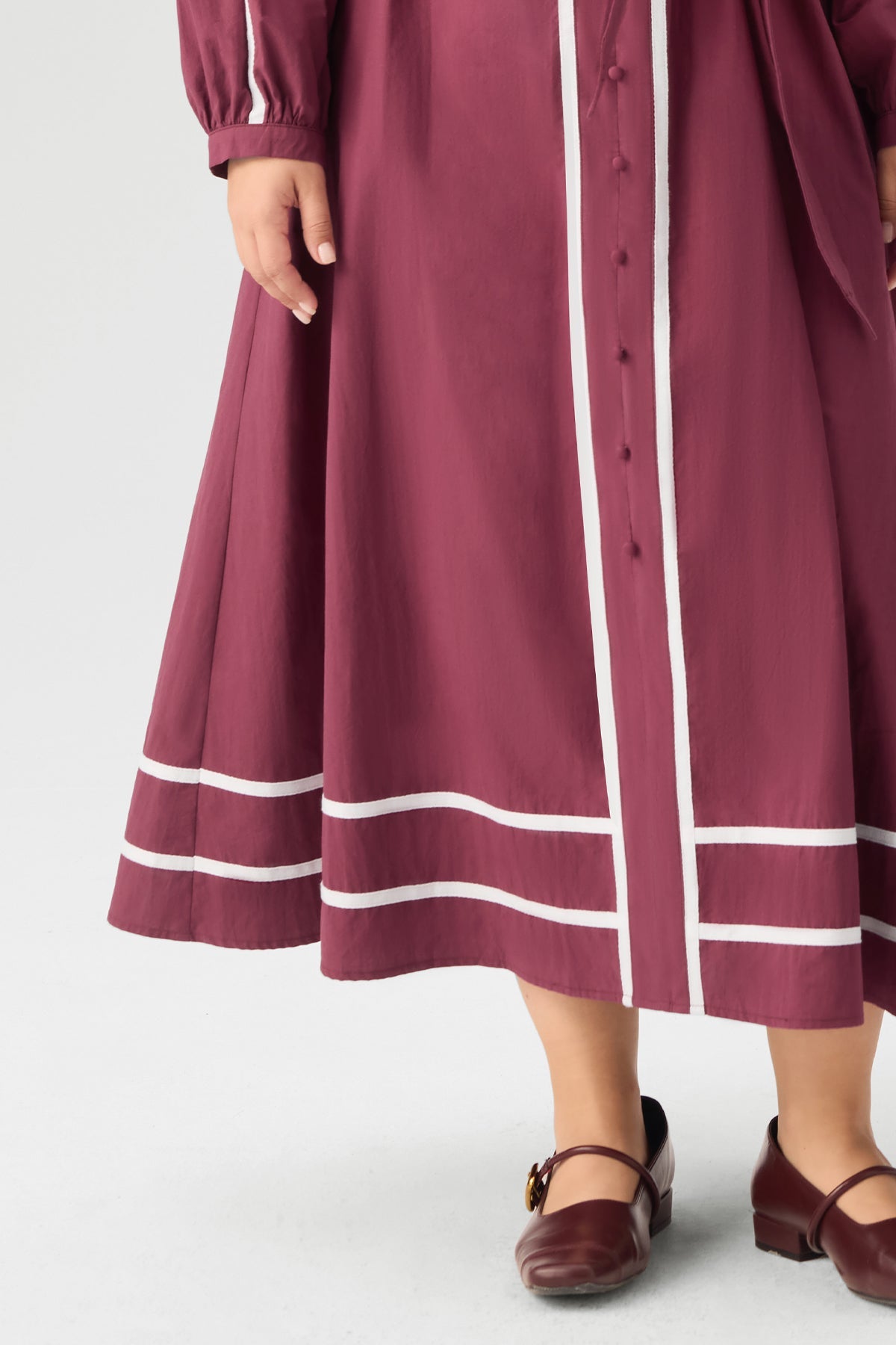 Contrast Trim Cotton Belted Maxi Dress